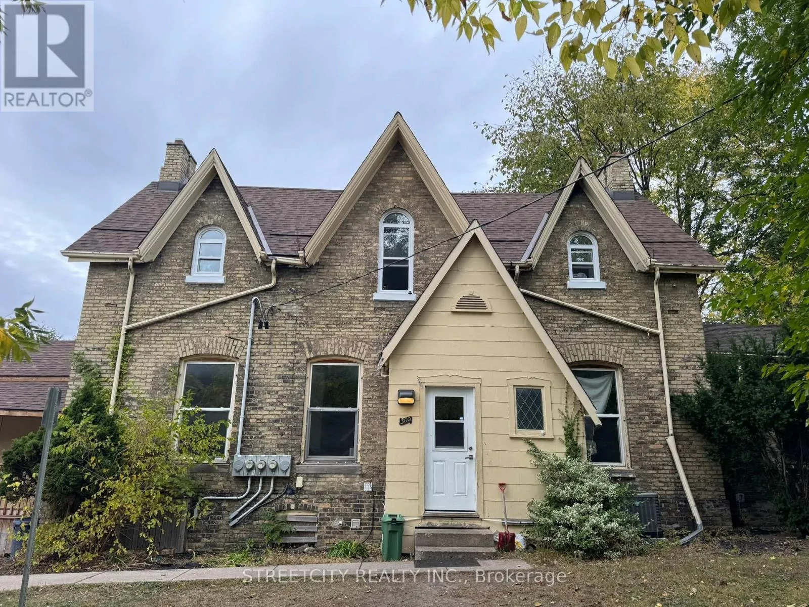 Fourplex for rent: 360 Princess Avenue, London East, Ontario N6B 2A8