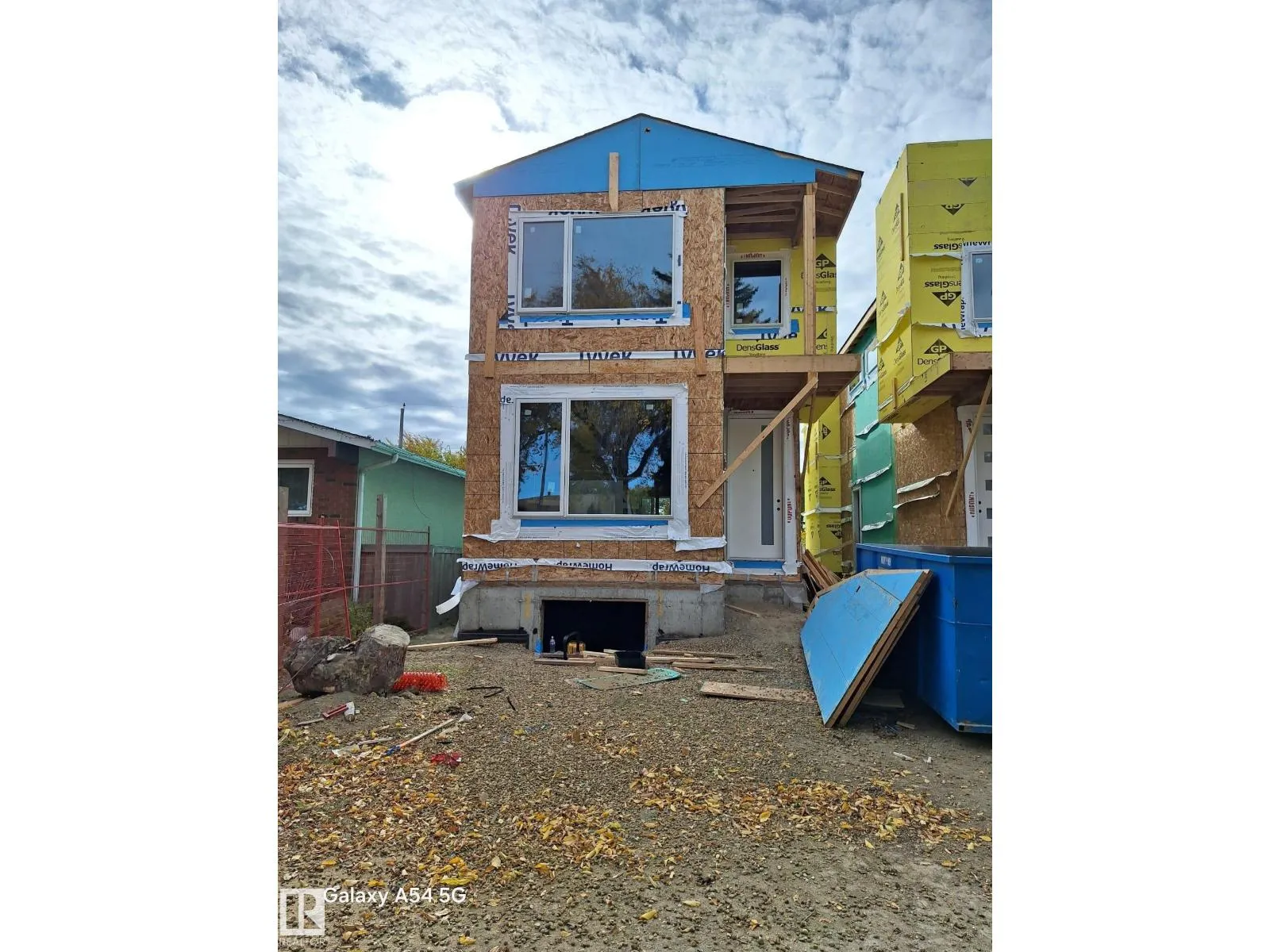 House for rent: 3605 112 Av Nw, Edmonton, Alberta T5W 0M3