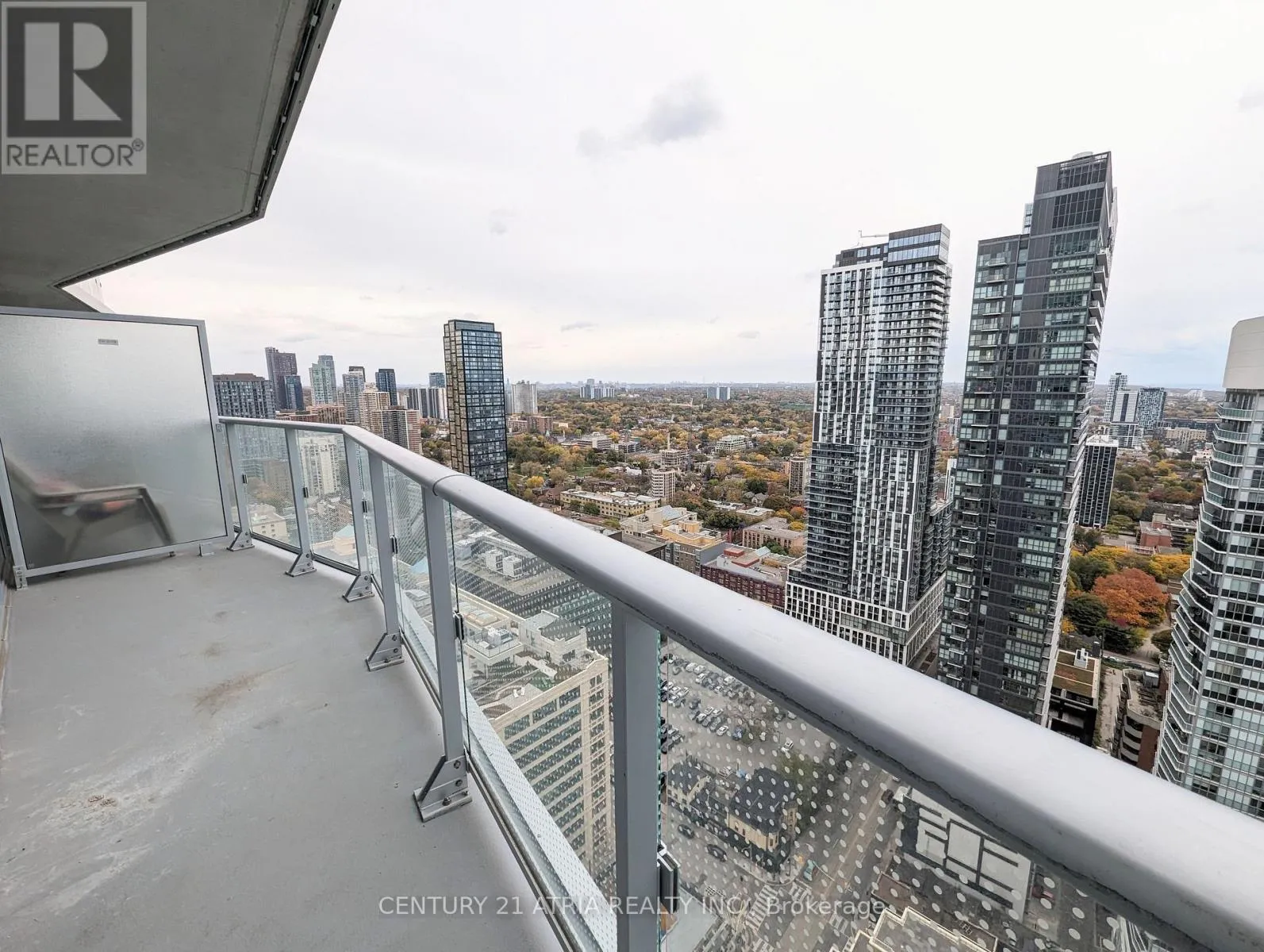 Apartment for rent: 3606 - 100 Dalhousie Street, Toronto, Ontario M5B 0C7