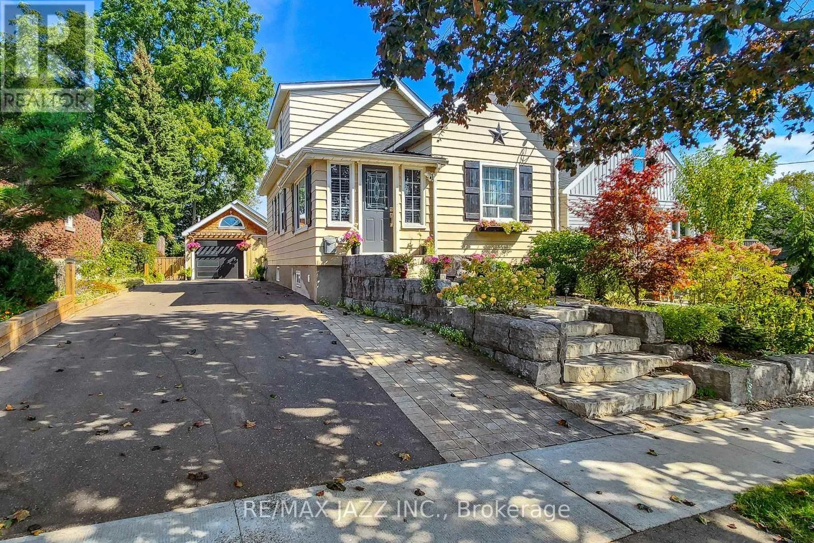 House for rent: 361 Oshawa Boulevard N, Oshawa, Ontario L1G 5T2