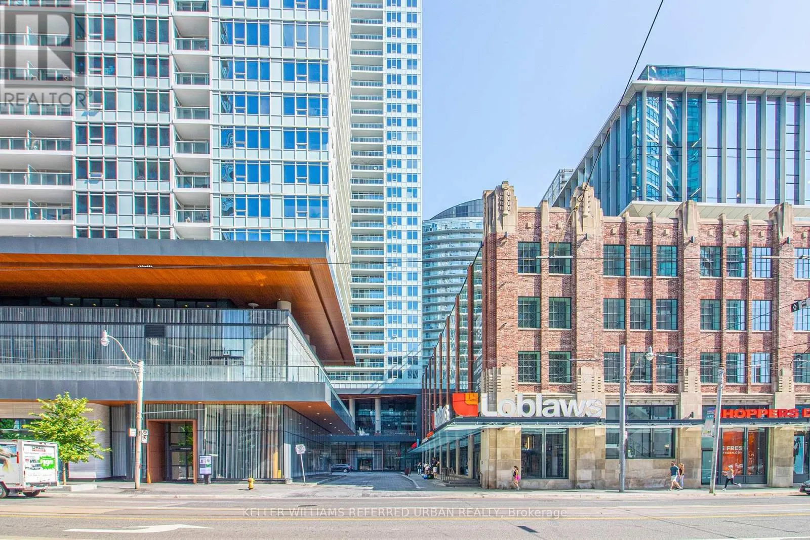 Apartment for rent: 3610 - 17 Bathurst Street, Toronto, Ontario M5V 0N1