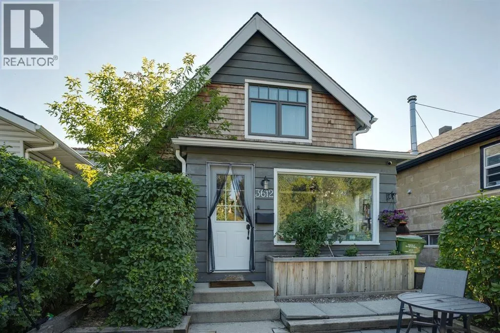 House for rent: 3612 Parkhill Street Sw, Calgary, Alberta T2S 0H6