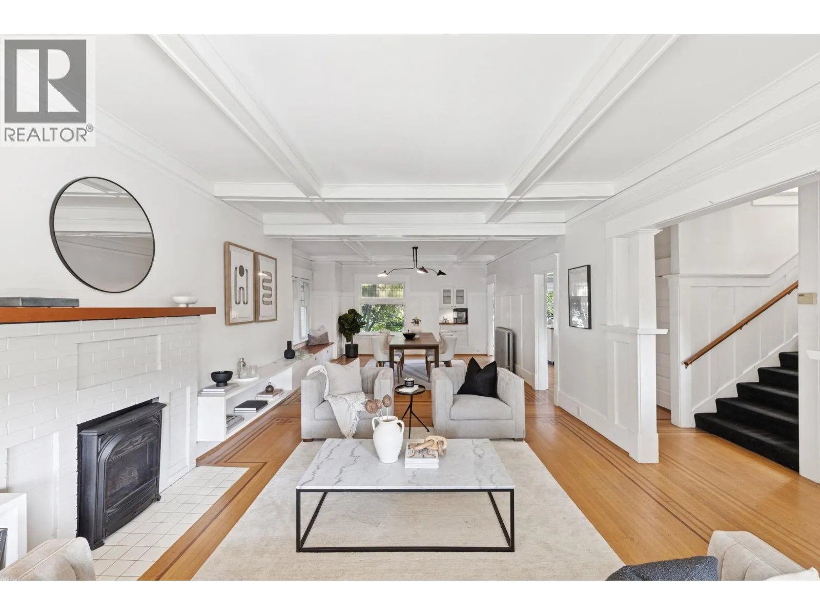 House for rent: 3617 West 2nd Avenue, Vancouver, British Columbia V6R 1J6