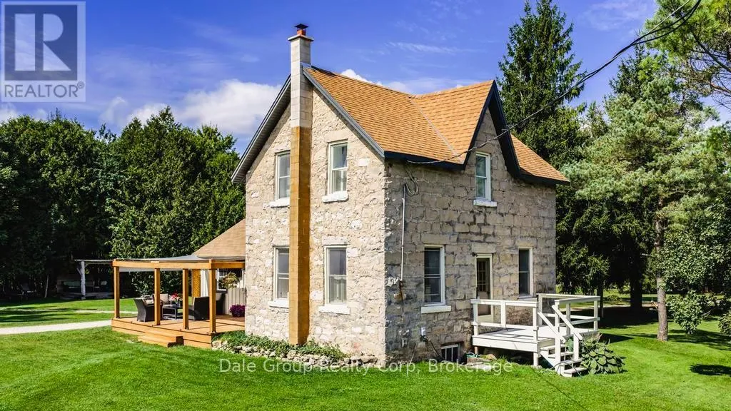 362404 Lindenwood Road, Georgian Bluffs, Ontario N0H 2T0