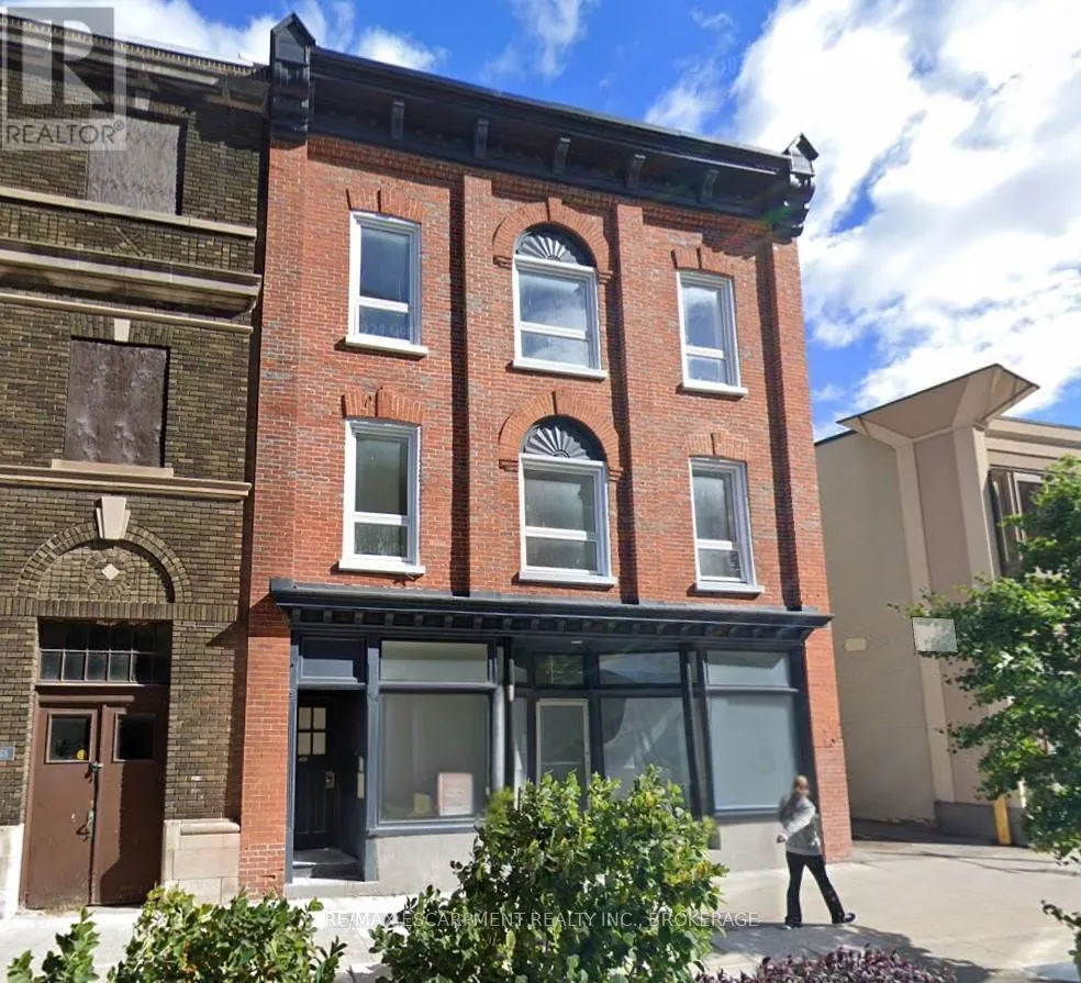 Multi-Family for rent: 363 Front Street, Belleville, Ontario K8N 2Z9