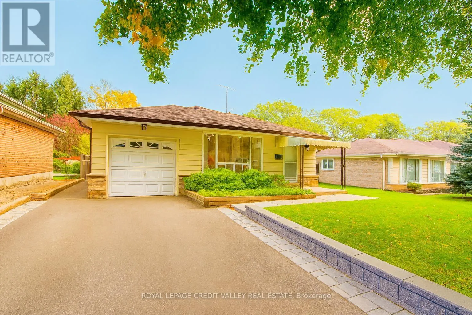 House for rent: 3633 Chiplow Road, Mississauga, Ontario L4X 2R1