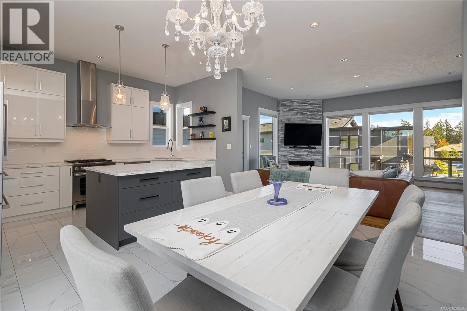 House for rent: 3638 Ridge View Terr, Colwood, British Columbia V9C 0M3