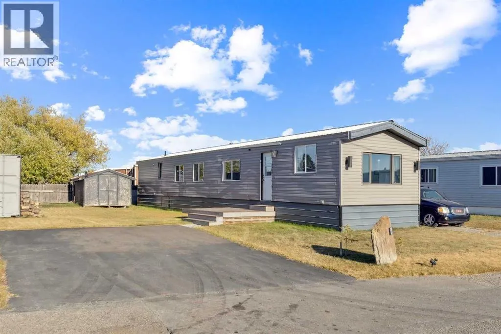 Mobile Home for rent: 364, 6220 17 Avenue Se, Calgary, Alberta T2A 7H4