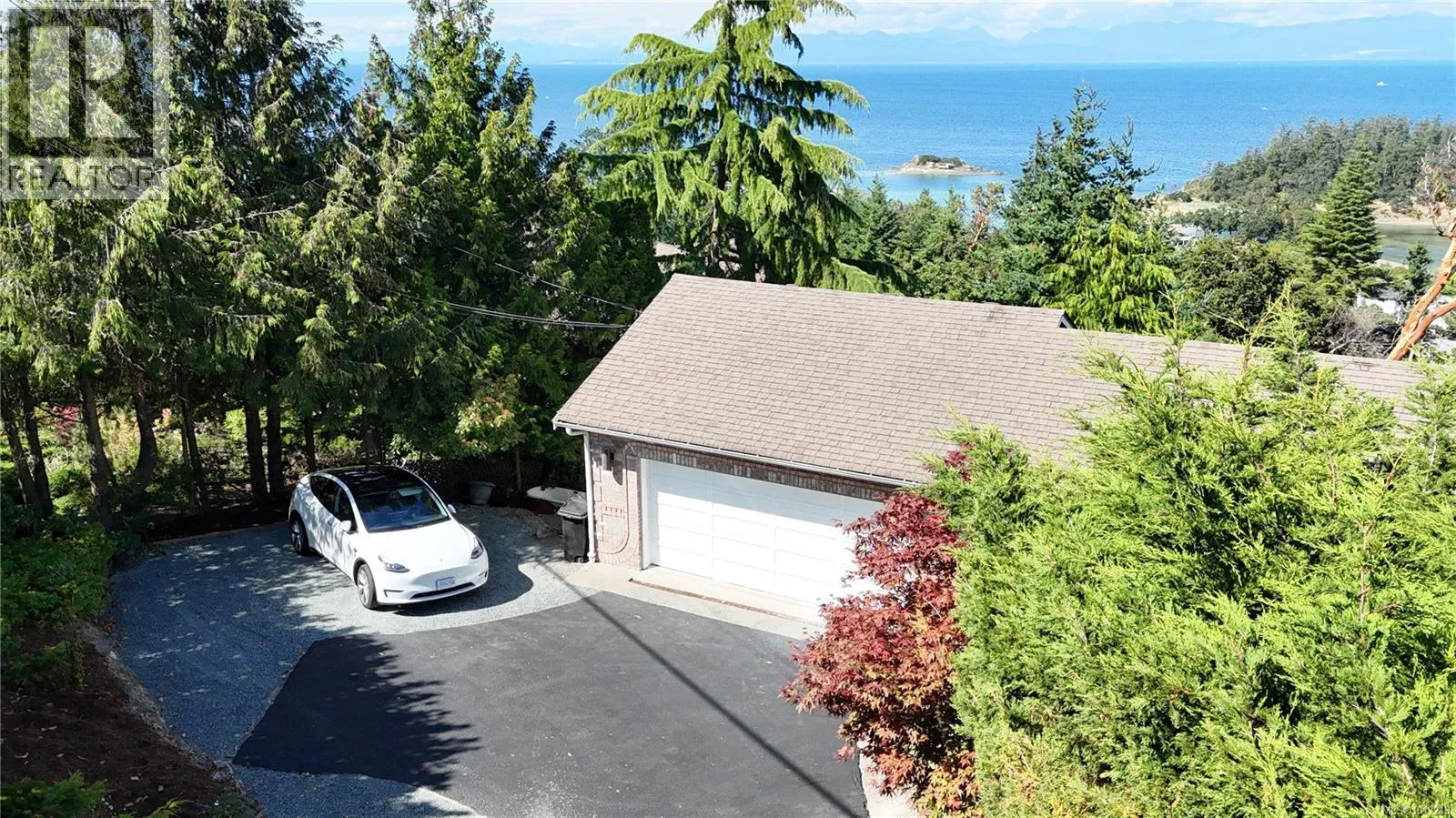 House for rent: 3640 Sundown Dr, Nanaimo, British Columbia V9T 4H5