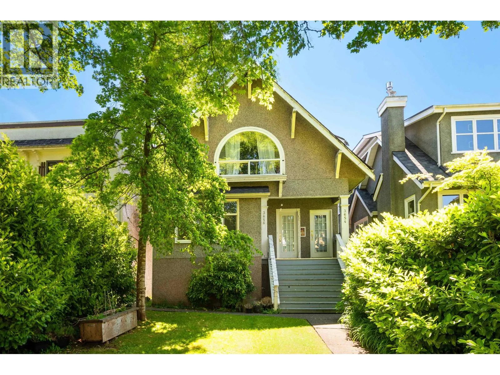 House for rent: 3652 Point Grey Road, Vancouver, British Columbia V6R 1A9