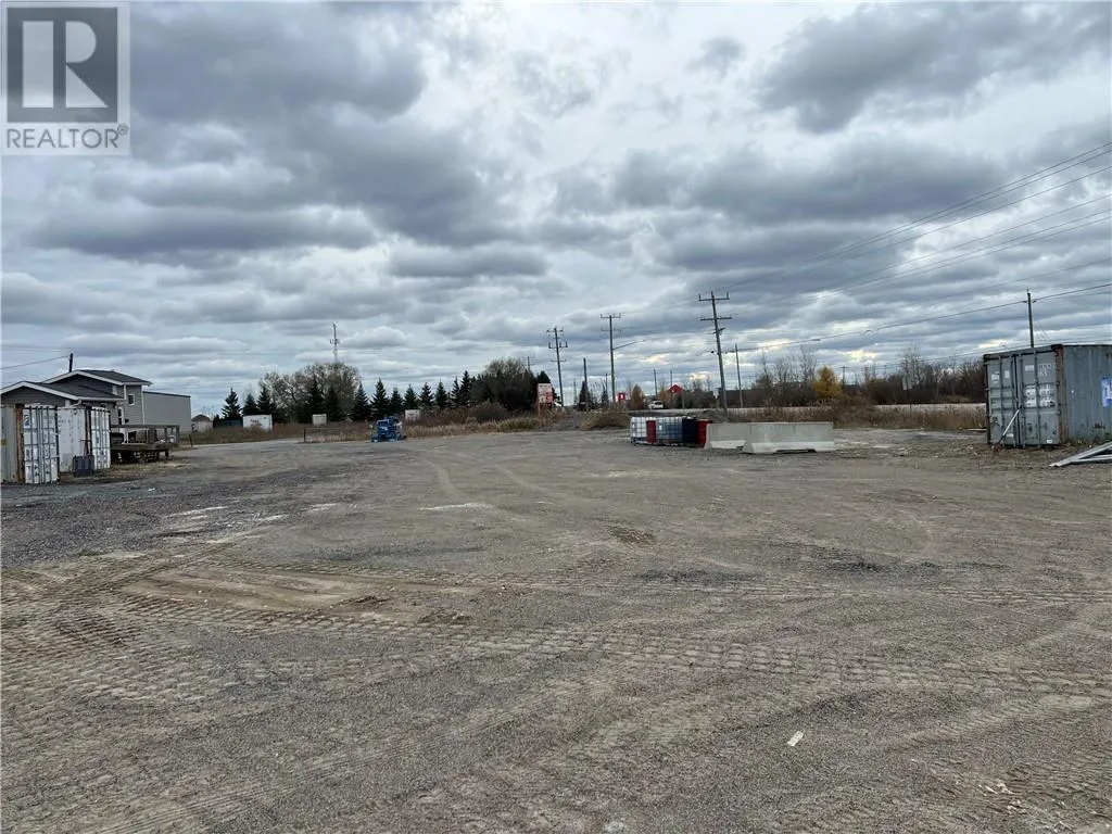 3656 Ford Drive, Chelmsford, Ontario P0M 1L0