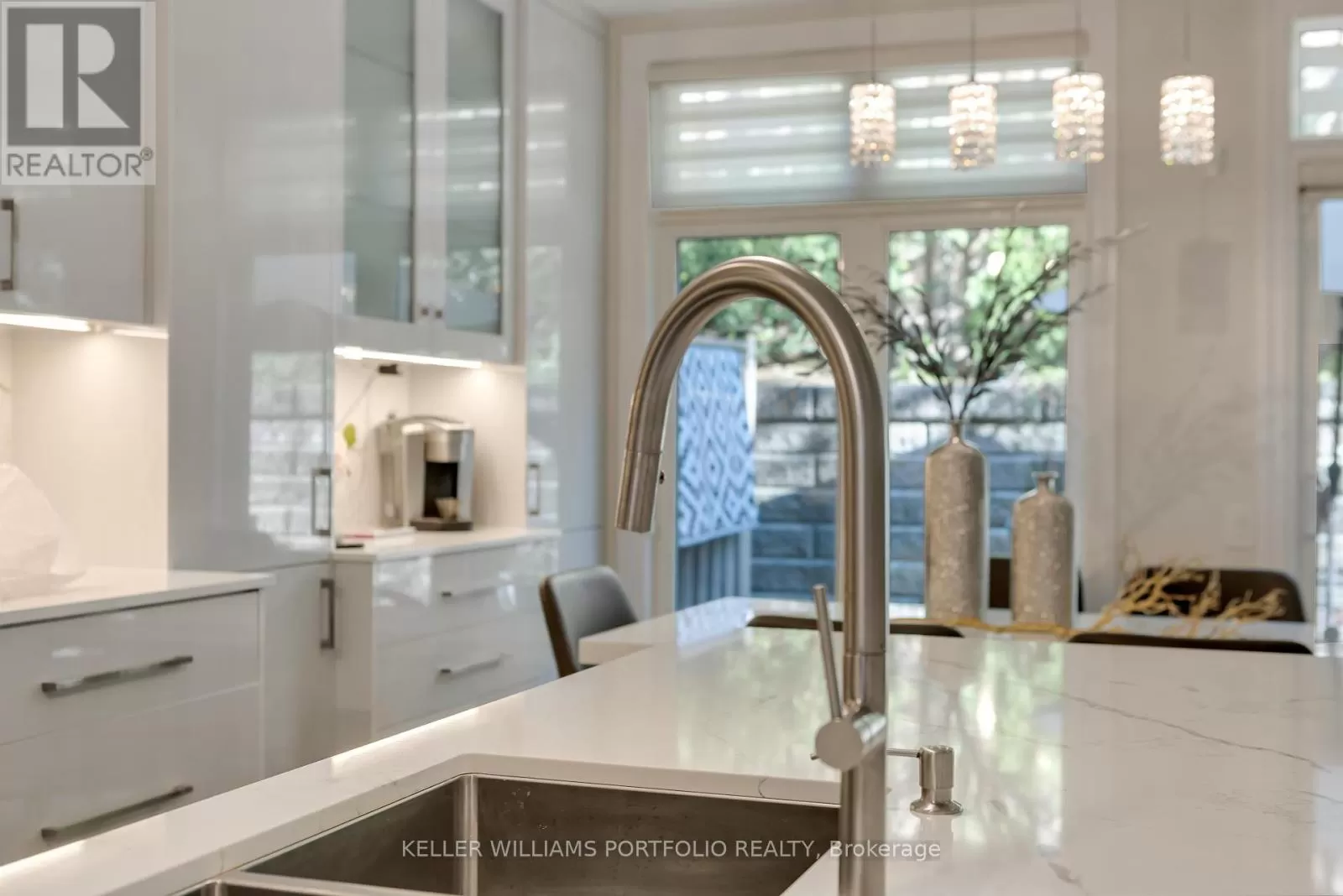 Row / Townhouse for rent: 365a Roehampton Avenue, Toronto, Ontario M4P 1S3