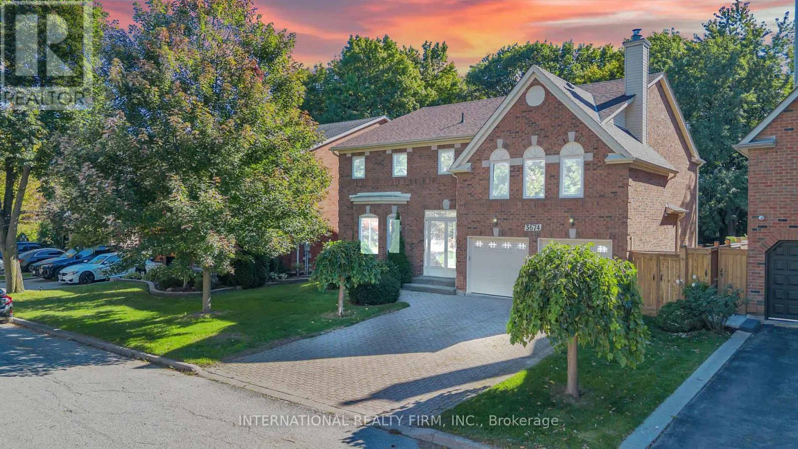 House for rent: 3674 St. Laurent Court, Mississauga, Ontario L5L 4T1