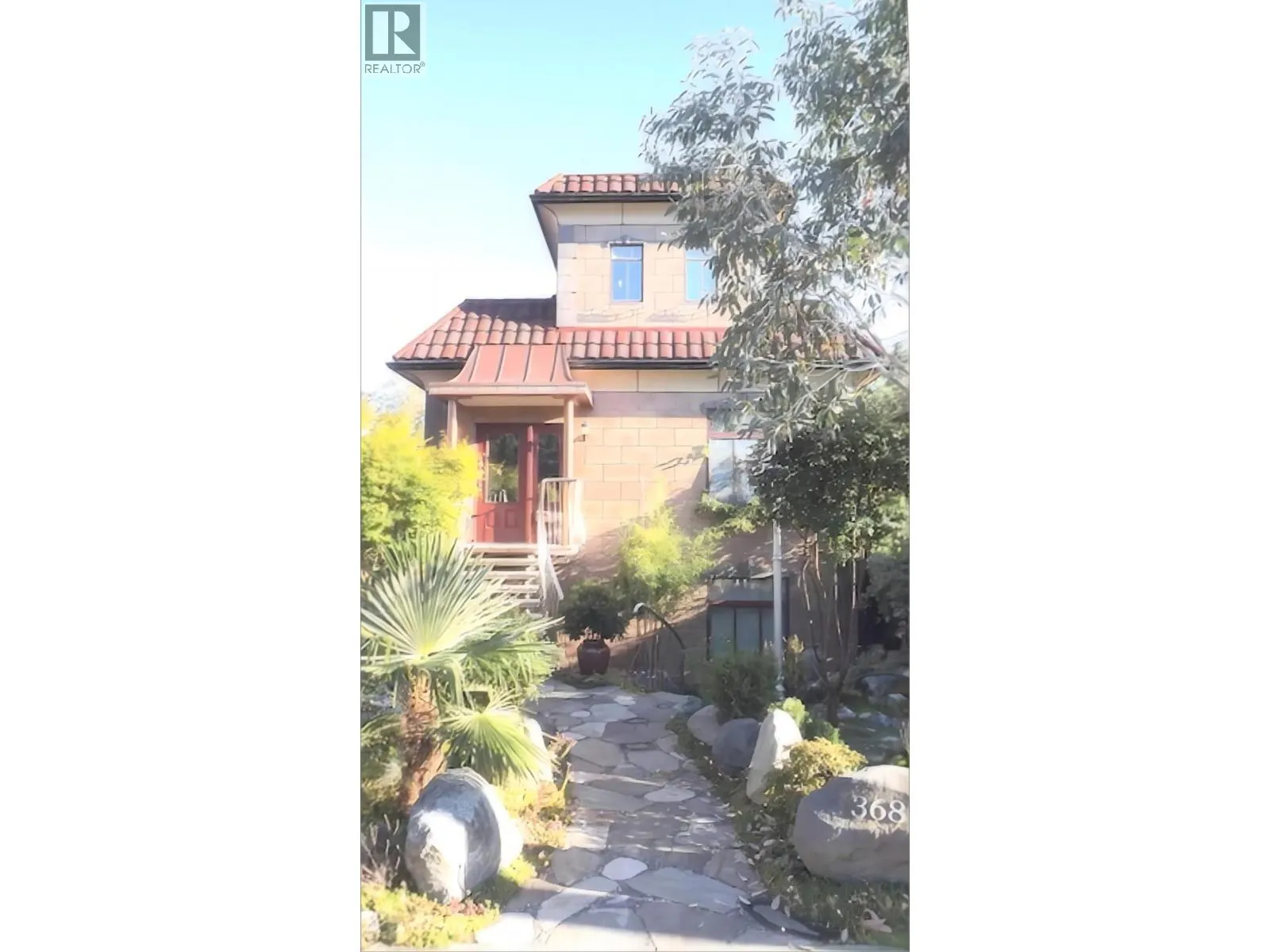 368 E 33rd Avenue, Vancouver, British Columbia V5V 2Z9