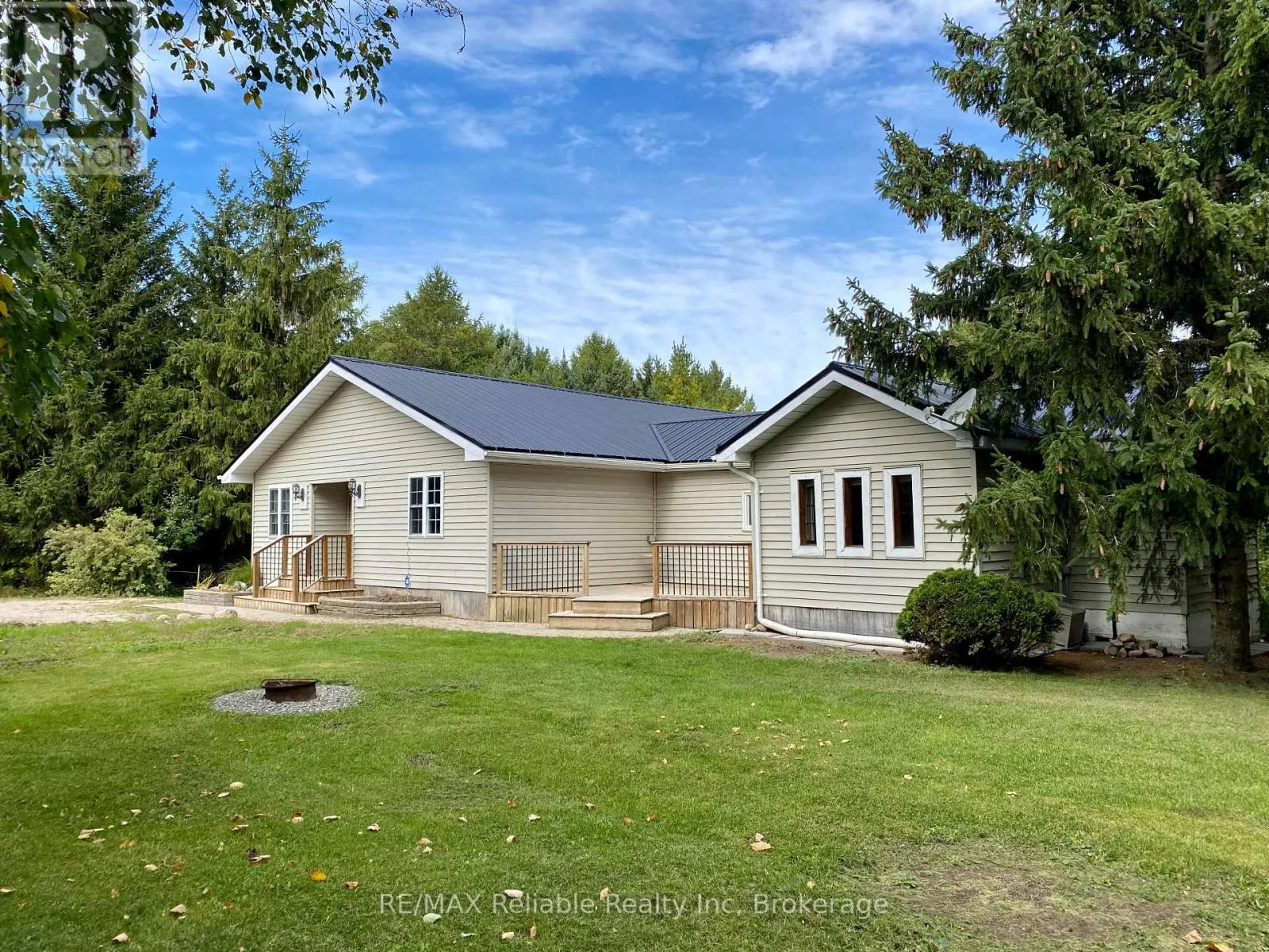 House for rent: 36874 School Road, Ashfield-Colborne-Wawanosh, Ontario N7A 3Y2