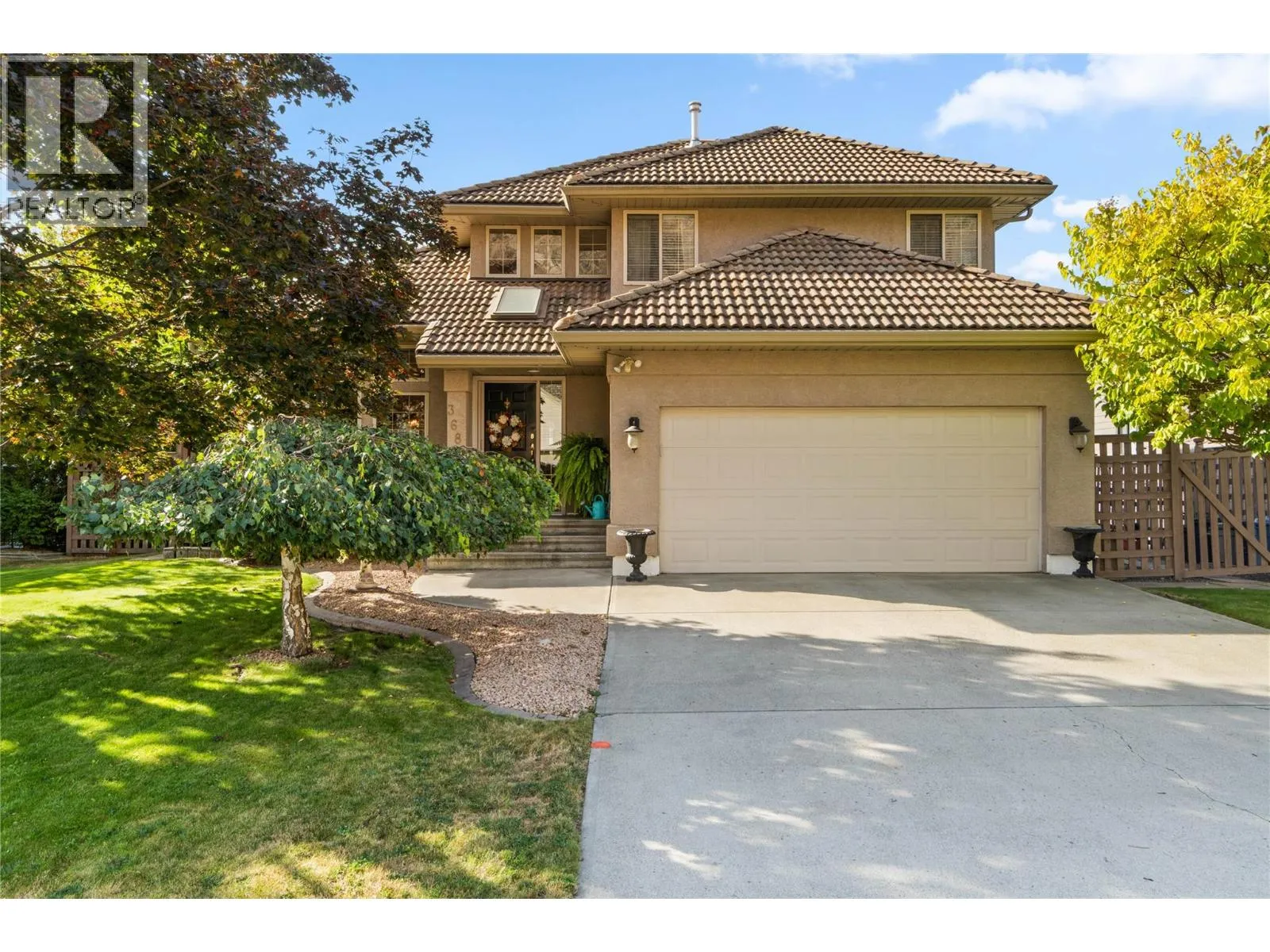 House for rent: 3689 Navatanee Drive, Kamloops, British Columbia V2H 1S1