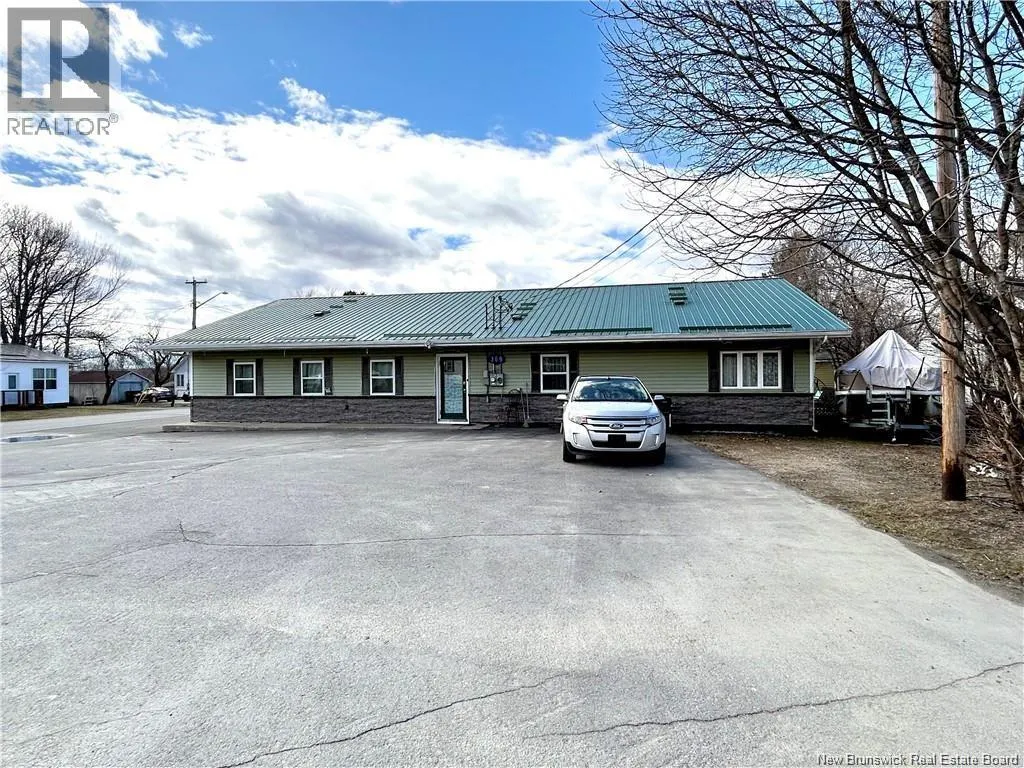 369 Water Street, Miramichi, New Brunswick E1V 3G6