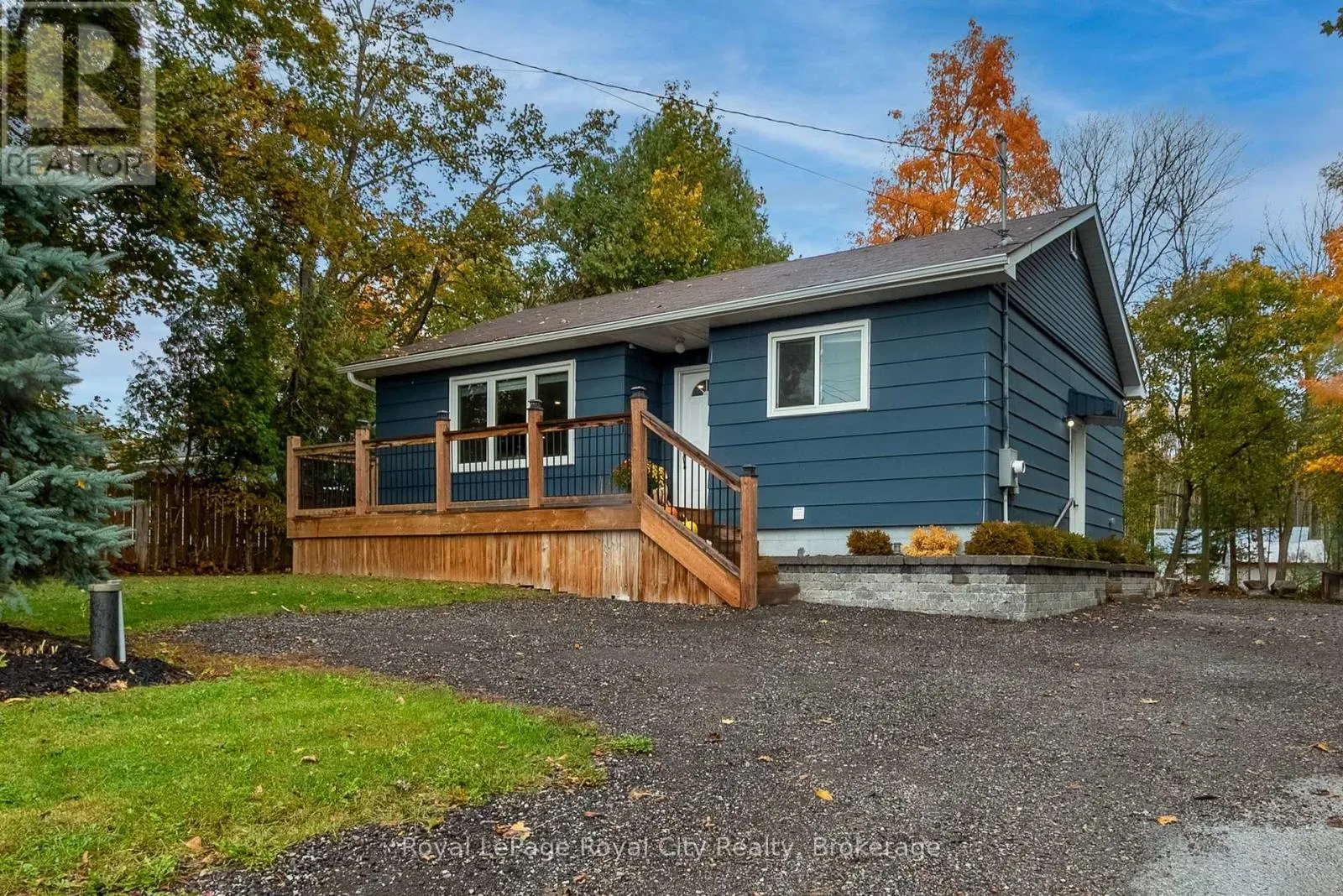 House for rent: 3697 George Johnston Road, Springwater, Ontario L4M 4S4