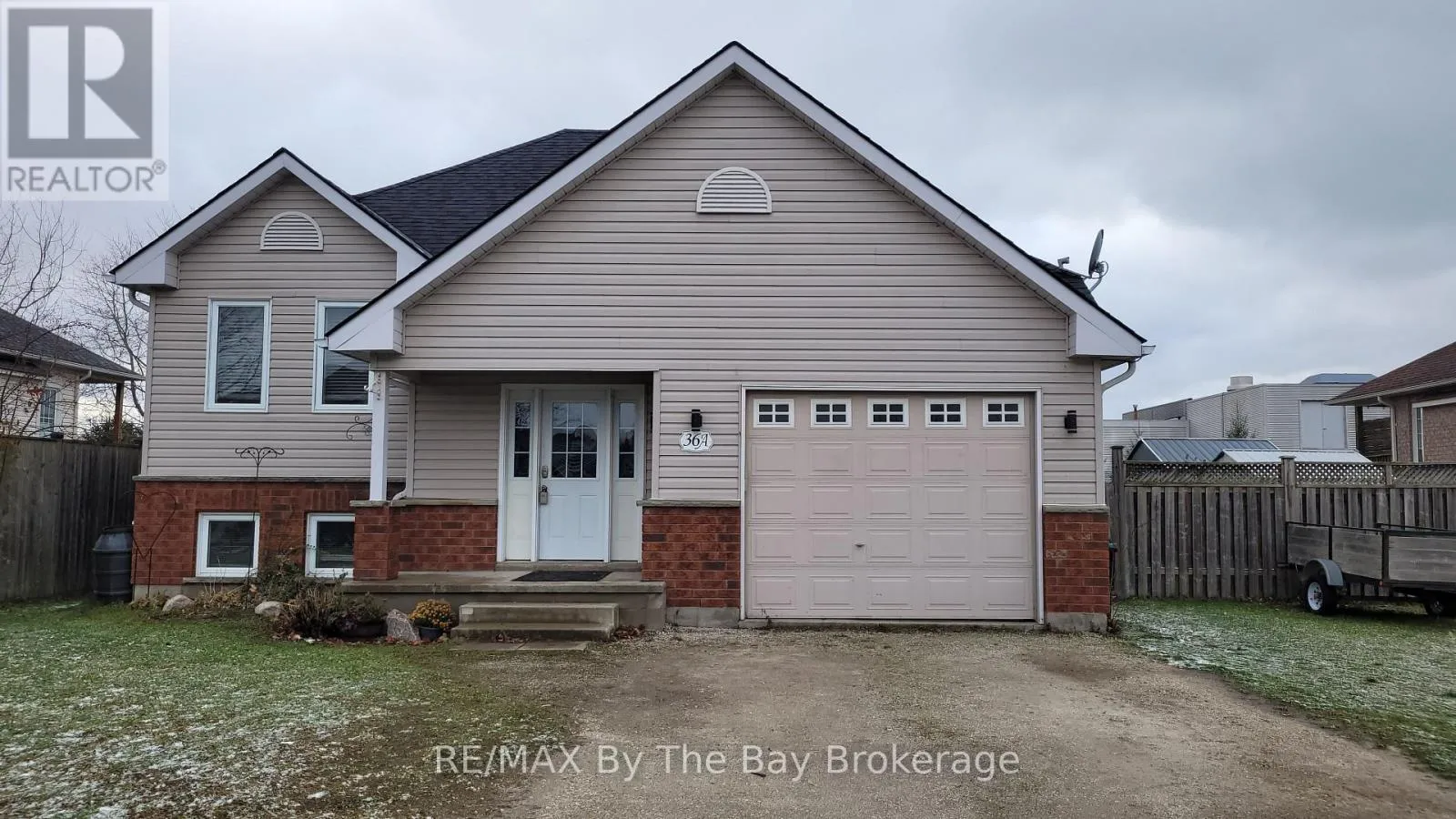 House for rent: 36a Meadowlark Boulevard, Wasaga Beach, Ontario L9Z 3B2