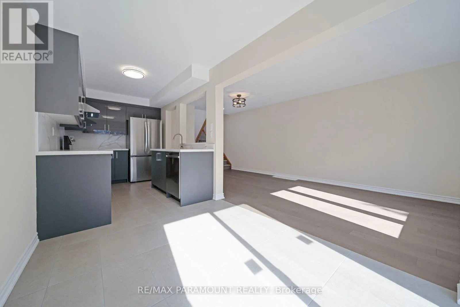 Row / Townhouse for rent: 37 - 1575 South Parade Court, Mississauga, Ontario L5M 6E9