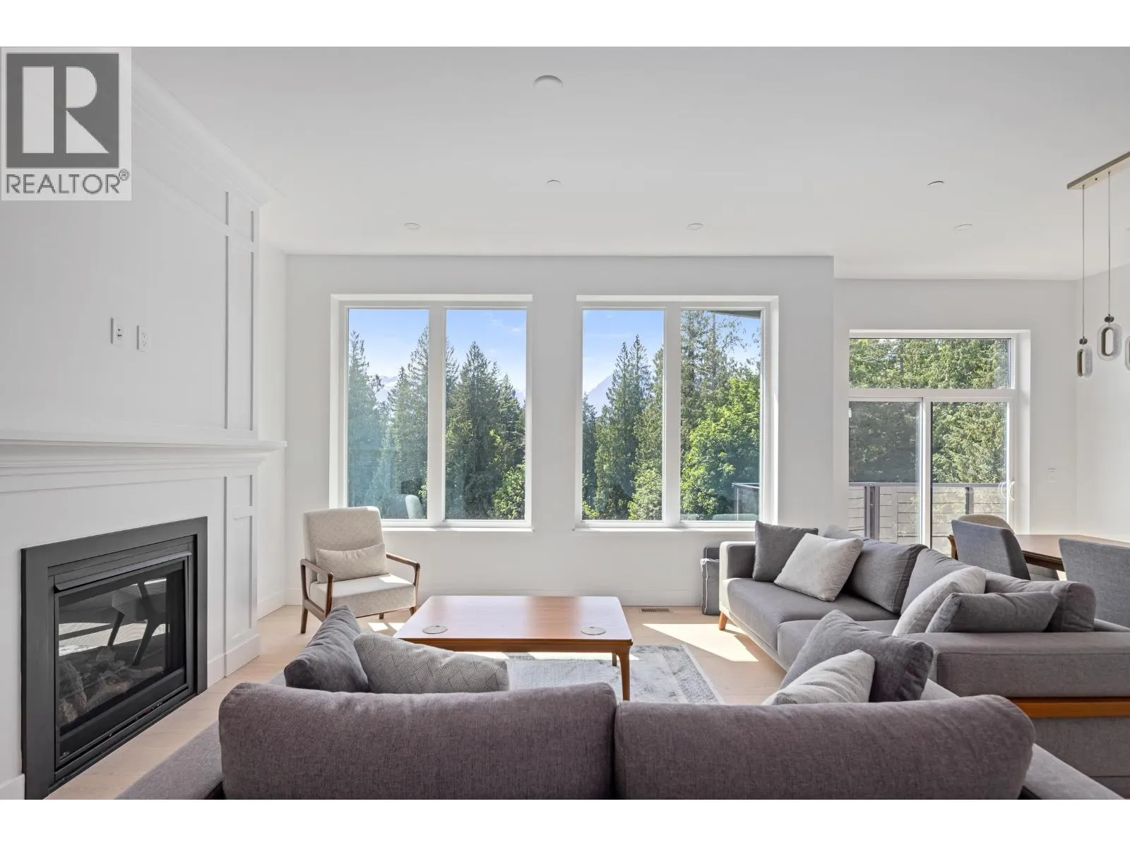 House for rent: 37 3385 Mamquam Road, Squamish, British Columbia V8B 0E3