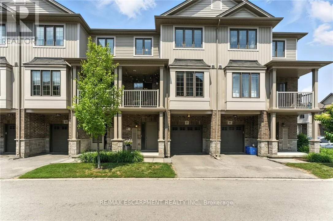 Row / Townhouse for rent: 37 - 377 Glancaster Road, Hamilton, Ontario L9G 0G4