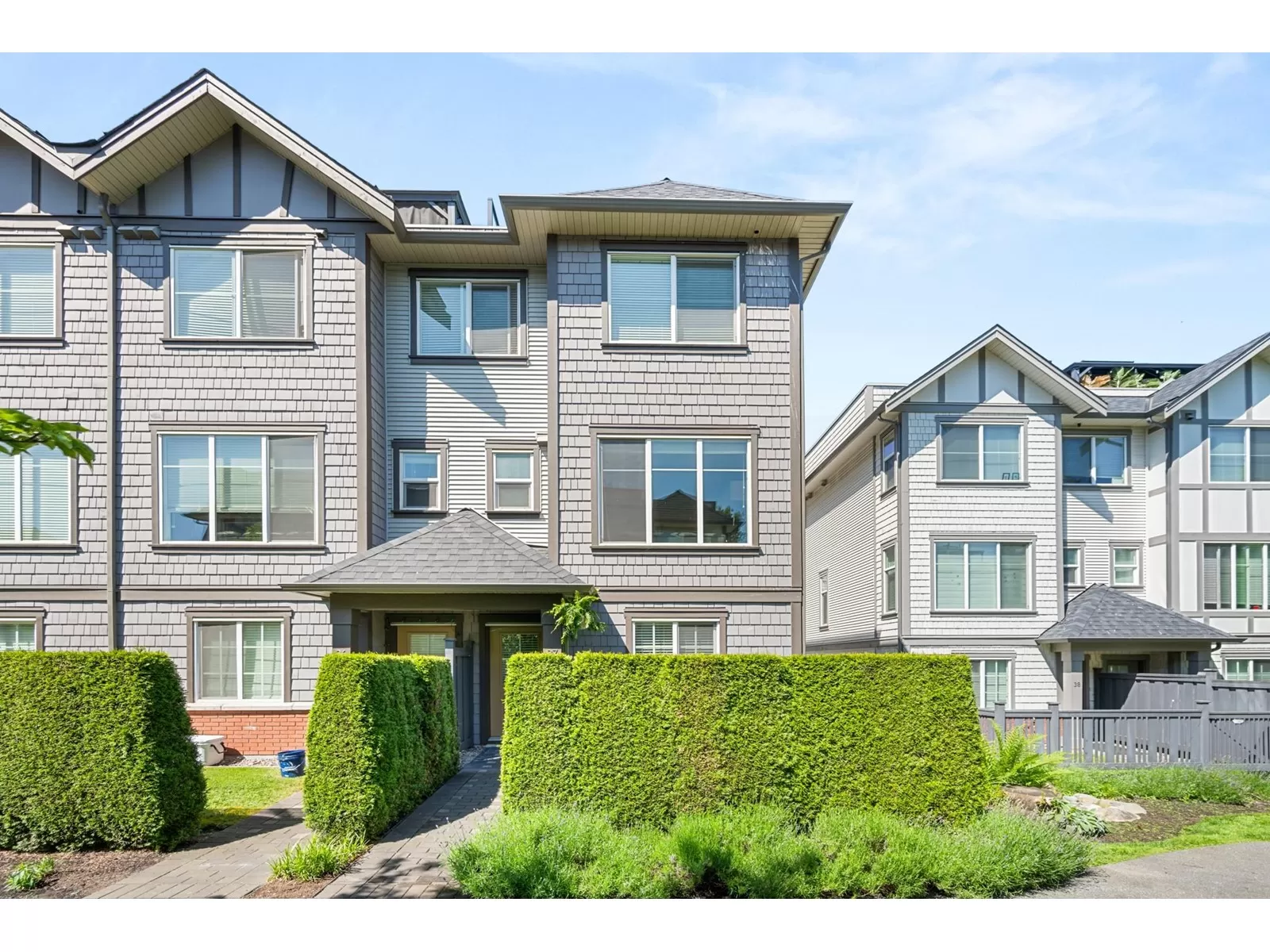 Row / Townhouse for rent: 37 8217 204b Street, Langley, British Columbia V2Y 0V6