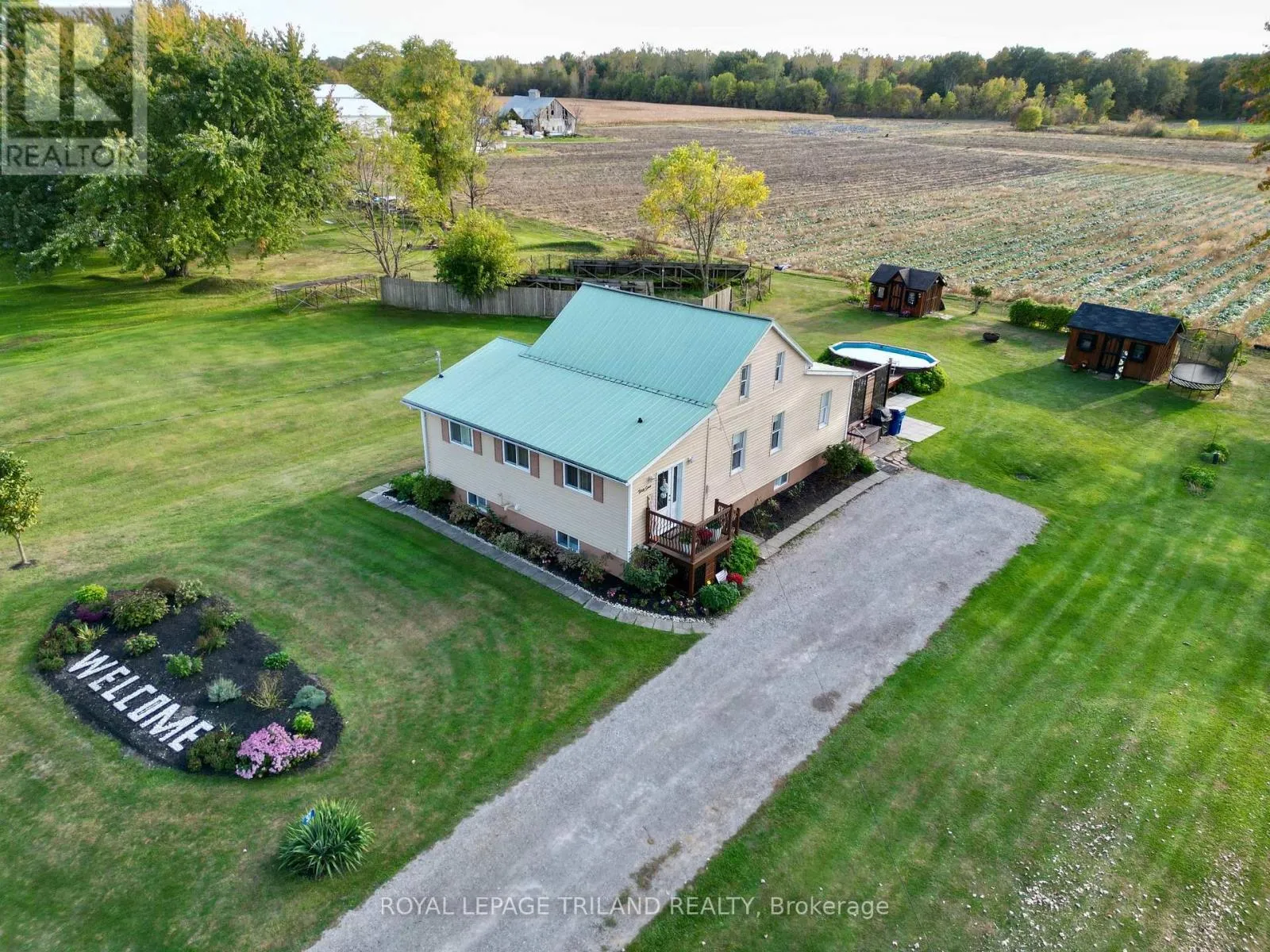 House for rent: 37 Broadway Street, Newbury, Ontario N0L 1Z0