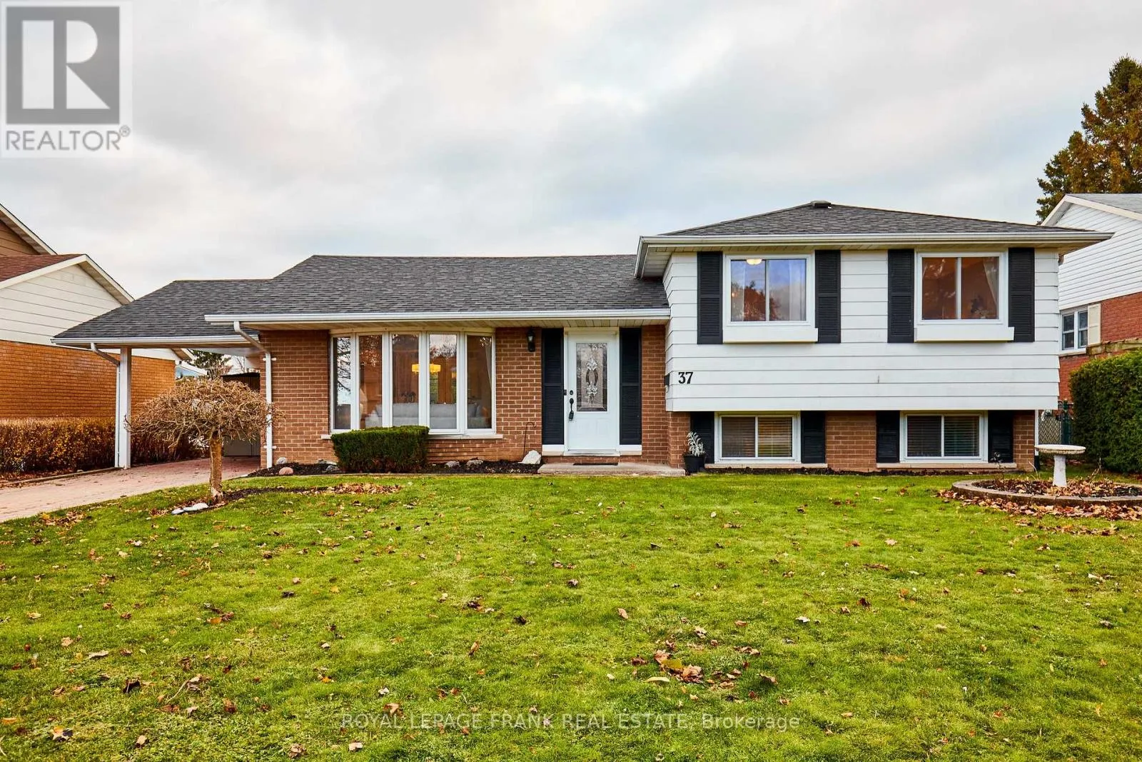 House for rent: 37 Centennial Drive, Port Hope, Ontario L1A 3S9