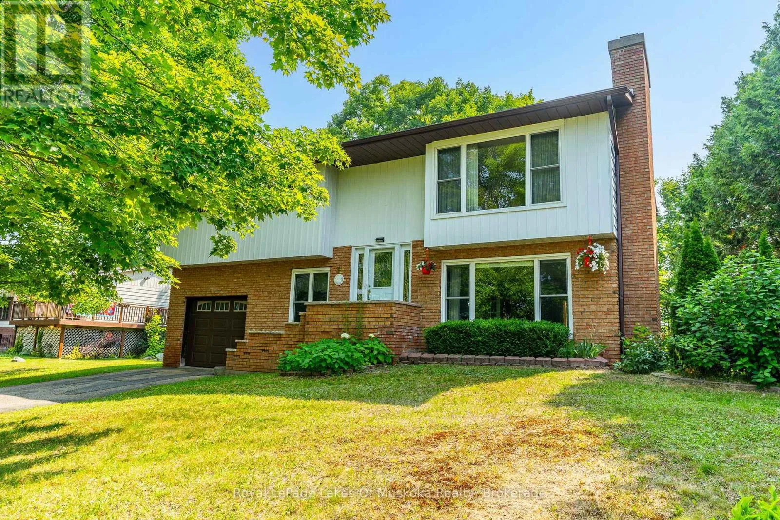 House for rent: 37 Church Street, Bracebridge), Ontario P1L 2A2