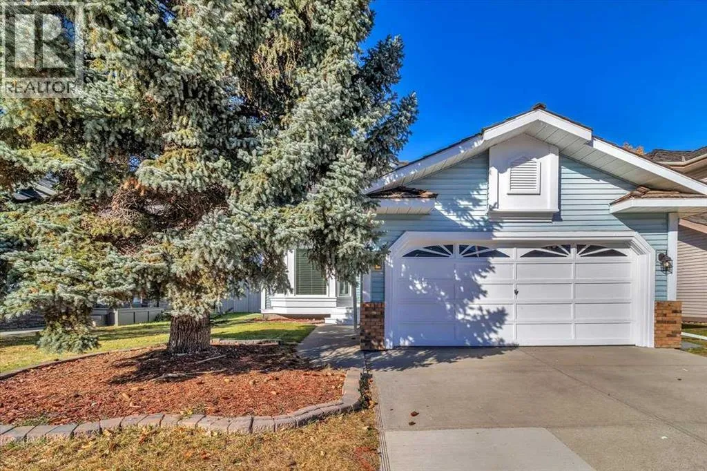 House for rent: 37 Douglasbank Rise Se, Calgary, Alberta T2Z 2C5