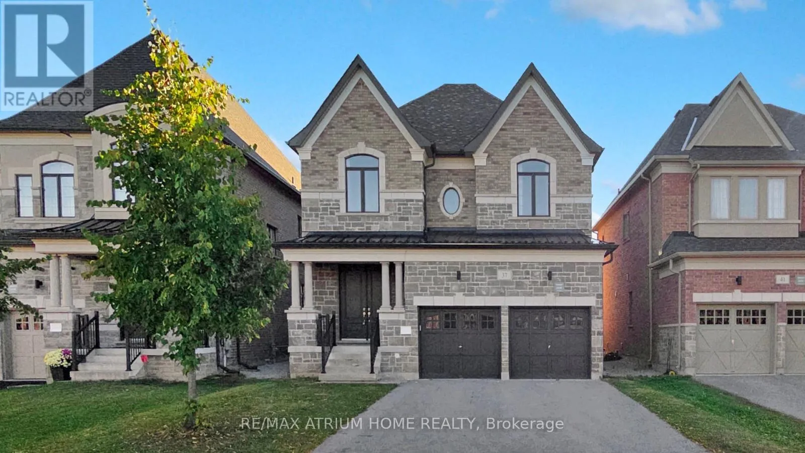 House for rent: 37 Hamster Crescent, Aurora, Ontario L4G 3G7