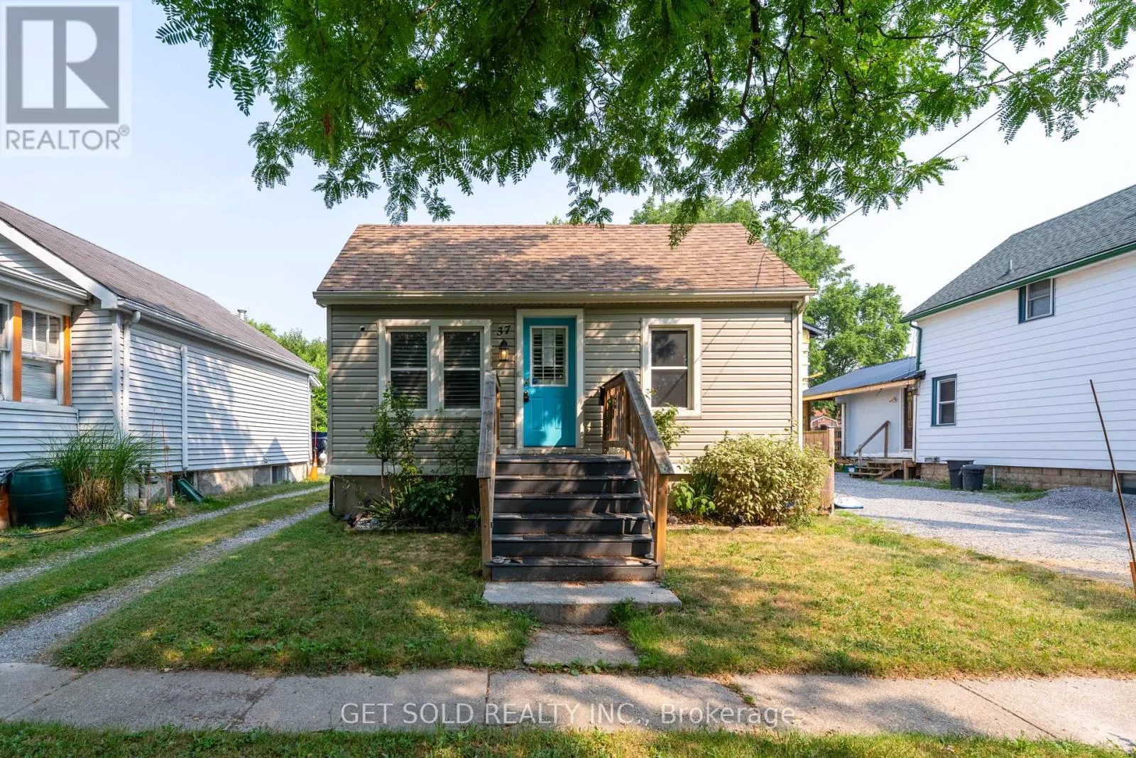 House for rent: 37 Maplecrest Avenue, St. Catharines, Ontario L2T 1A7