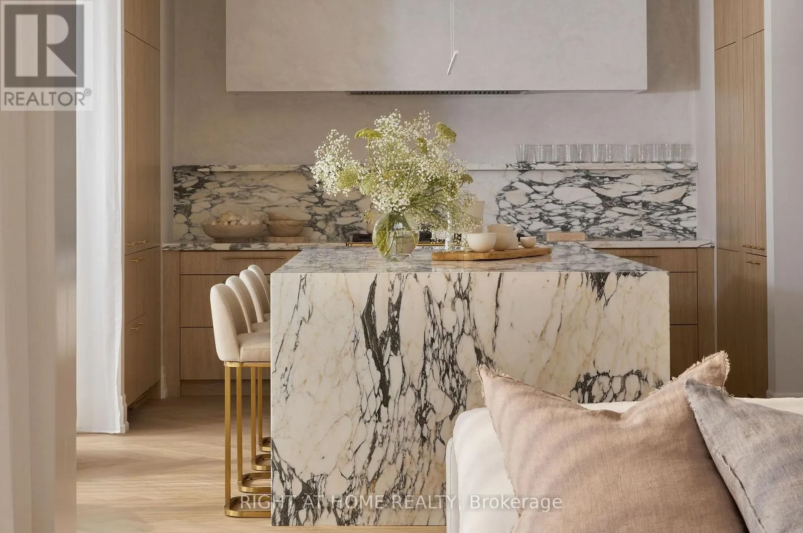 House for rent: 37 Rippleton Road, Toronto, Ontario M3B 1H4