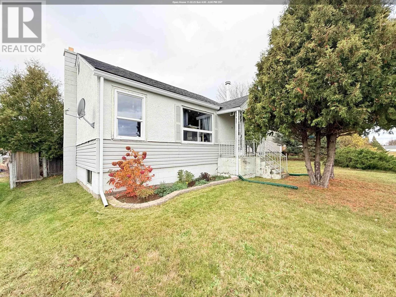 37 Second Ave N, Sioux Lookout, Ontario P8T 1H2