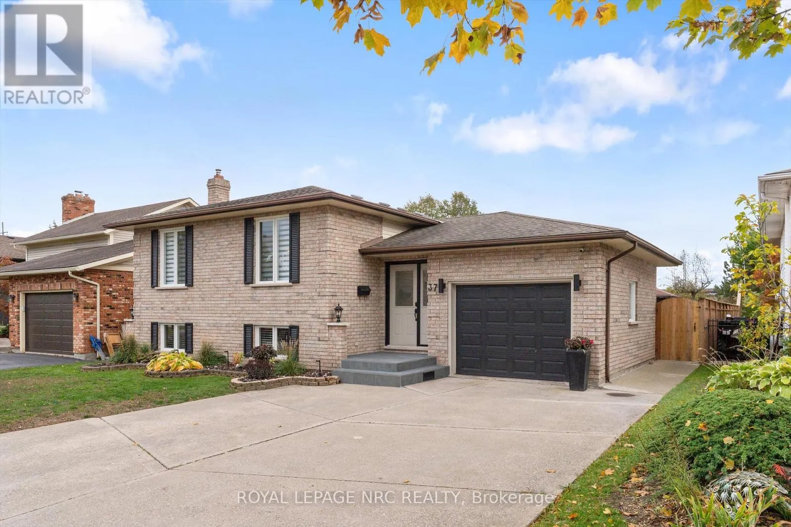 House for rent: 37 West Farmington Drive, St. Catharines, Ontario L2S 3S3