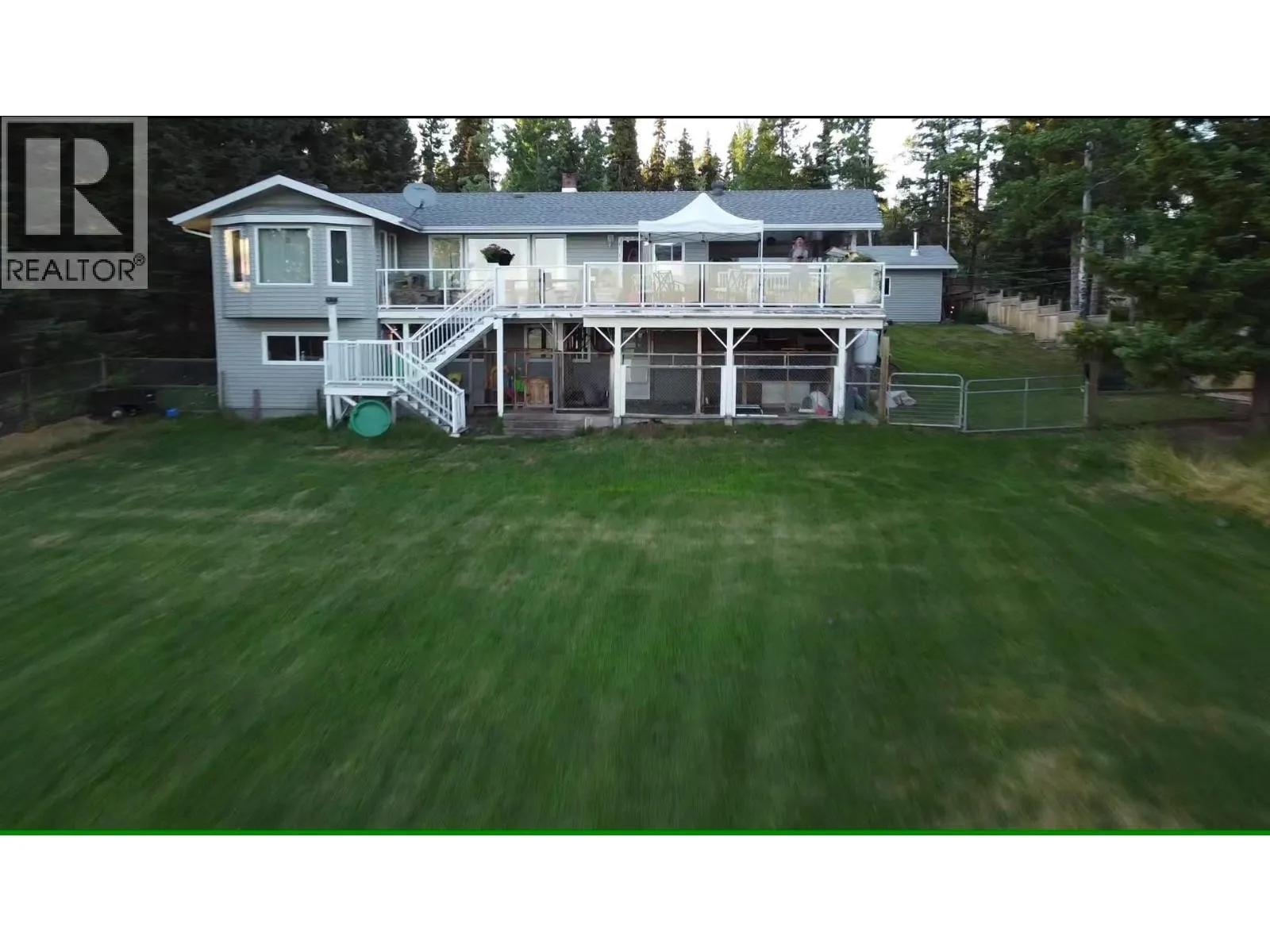 House for rent: 3705 E Tchesinkut Lake Road, Burns Lake, British Columbia V0J 1E2