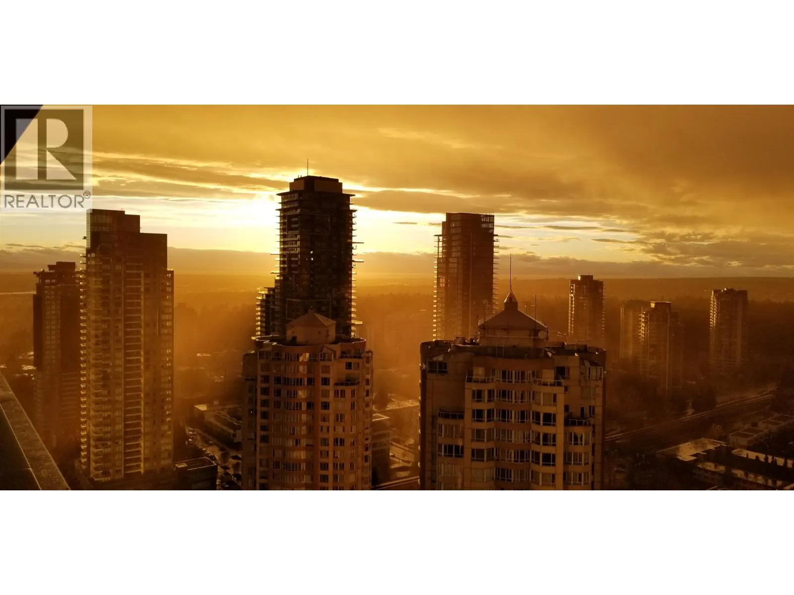 Apartment for rent: 3706 6098 Station Street, Burnaby, British Columbia V5H 0H4