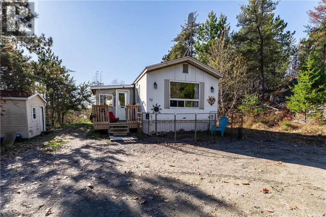 3710 Dill Lake Road Unit# 17, Greater Sudbury, Ontario P3G 0A5