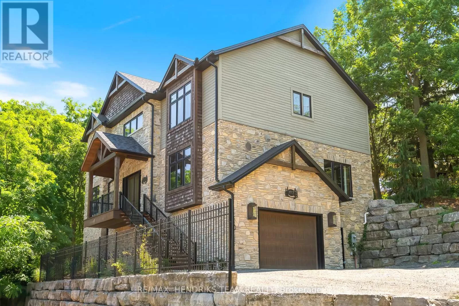 House for rent: 3713 Nineteenth Street, Lincoln, Ontario L0R 1S0