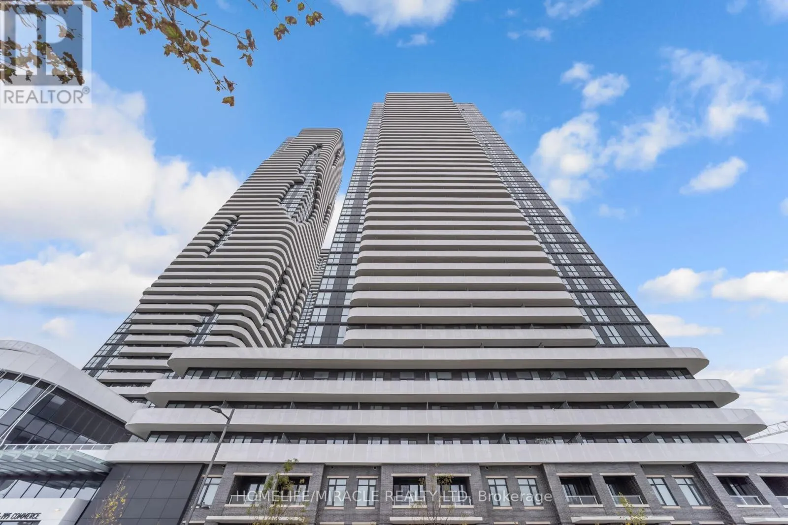 Apartment for rent: 3717 - 195 Commerce Street, Vaughan, Ontario L4K 0P9