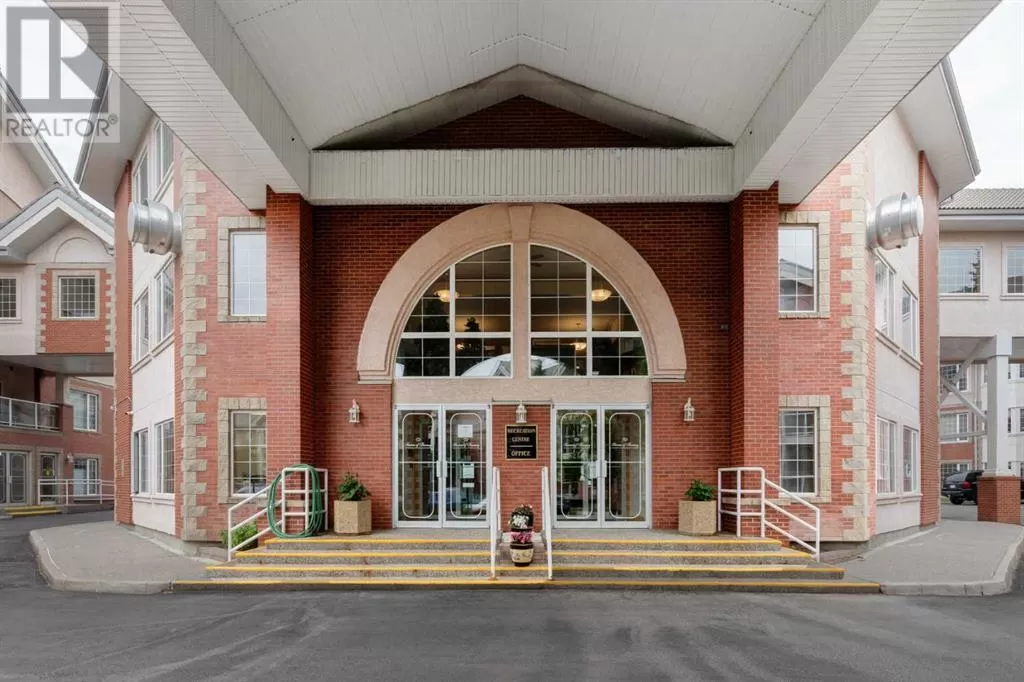 Apartment for rent: 372, 223 Tuscany Springs Boulevard Nw, Calgary, Alberta T3L 2M2