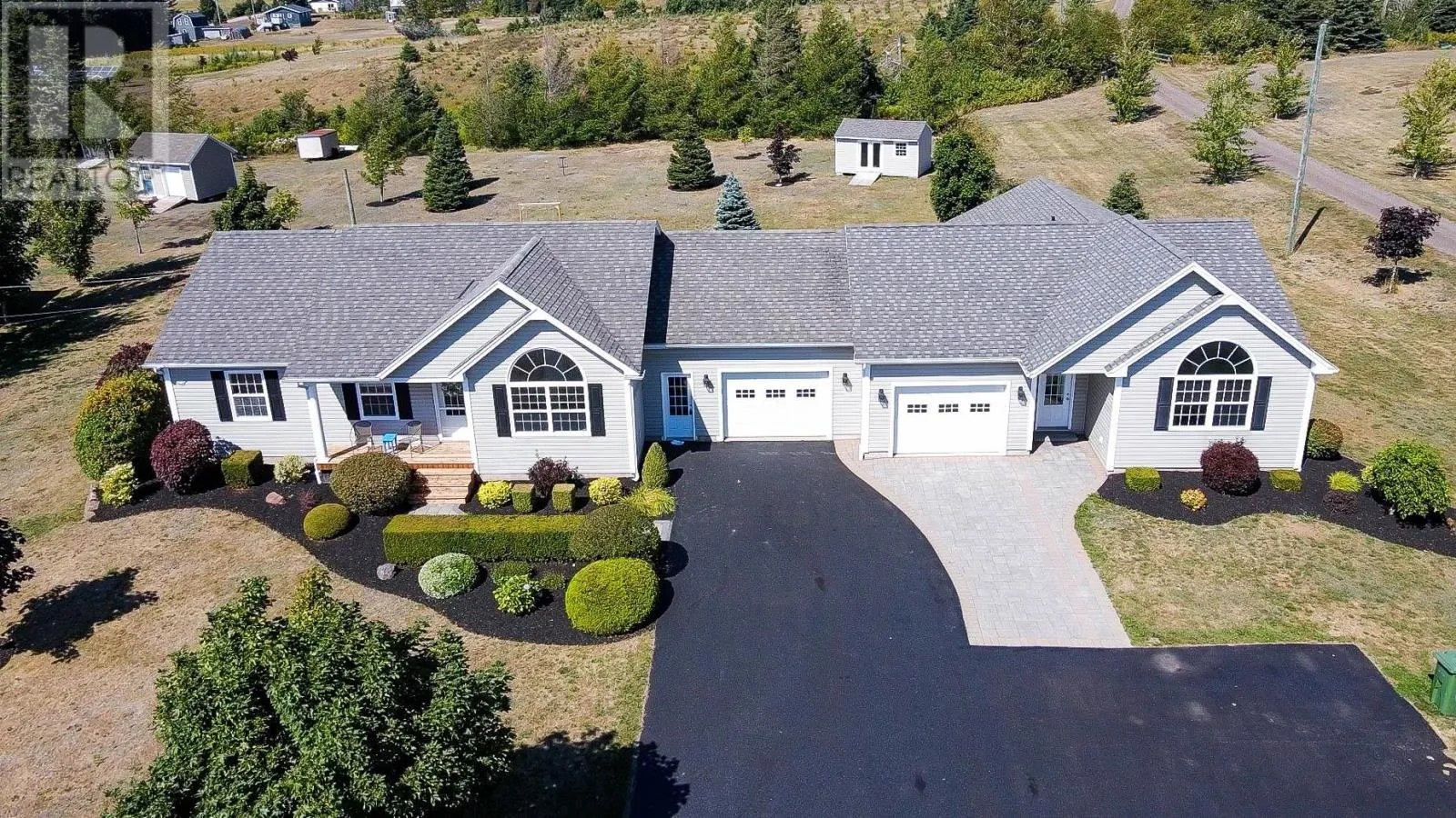 House for rent: 372 Macquarrie Road, Oyster Bed Bridge, Prince Edward Island C1E 2V4