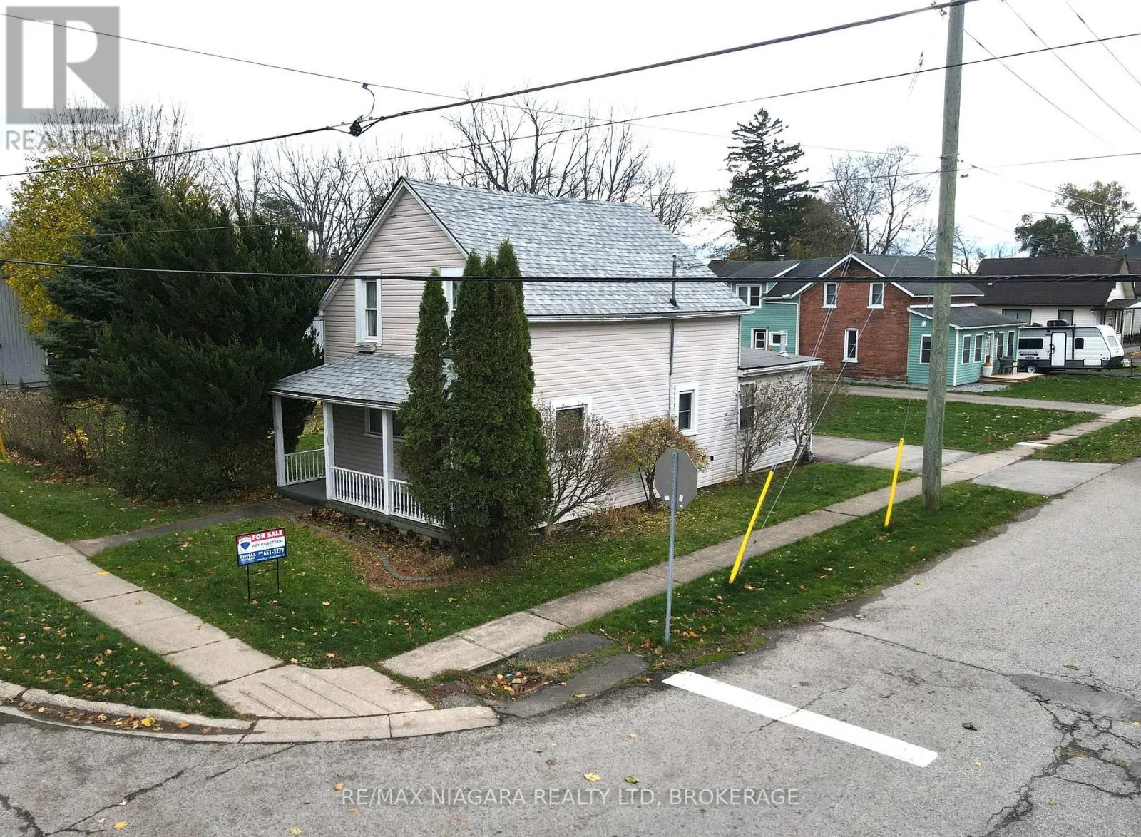 House for rent: 3721 Dominion Road, Fort Erie, Ontario L0S 1N0