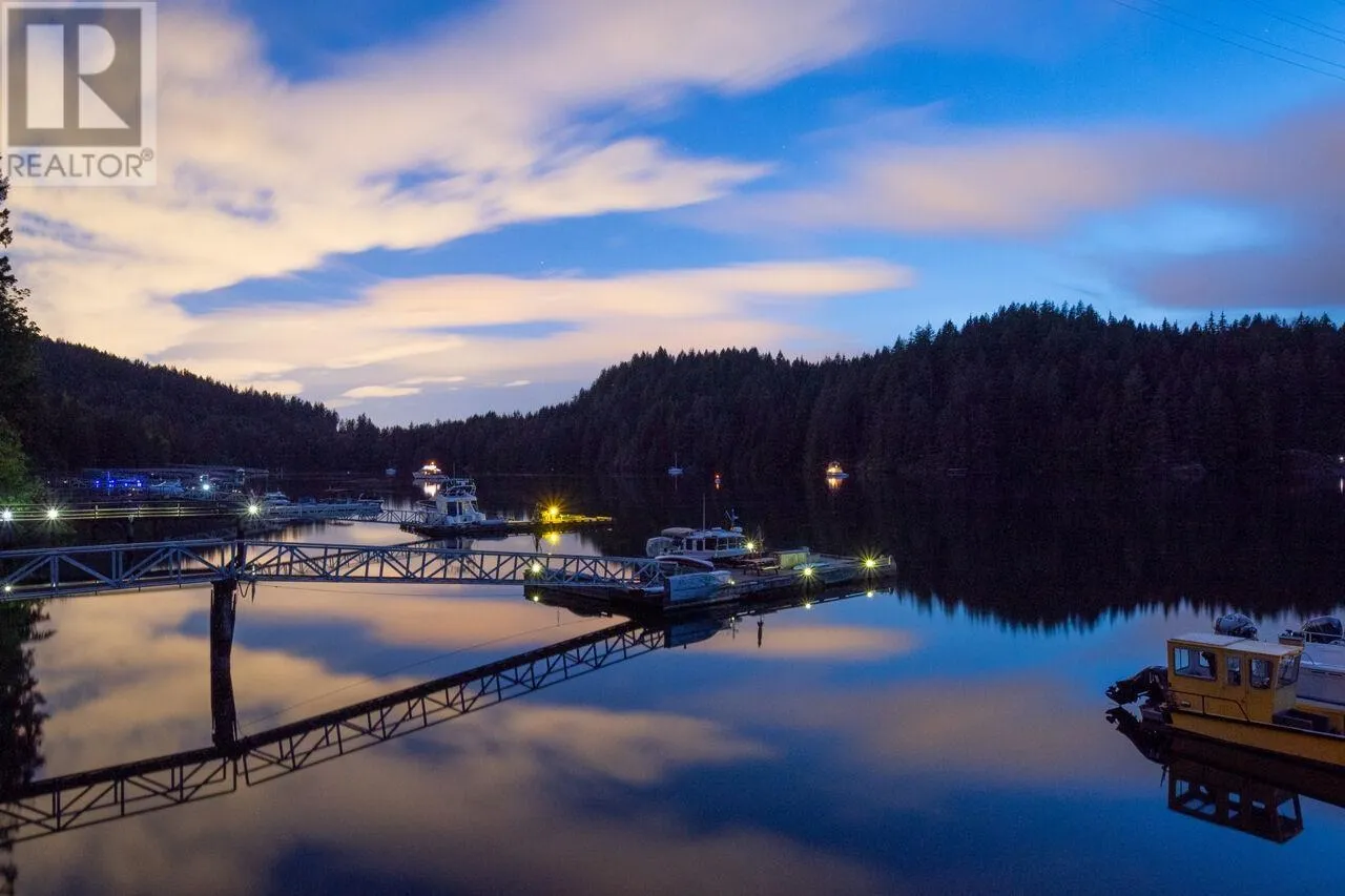 House for rent: 3732 Marine Avenue, Belcarra, British Columbia V3H 4R8