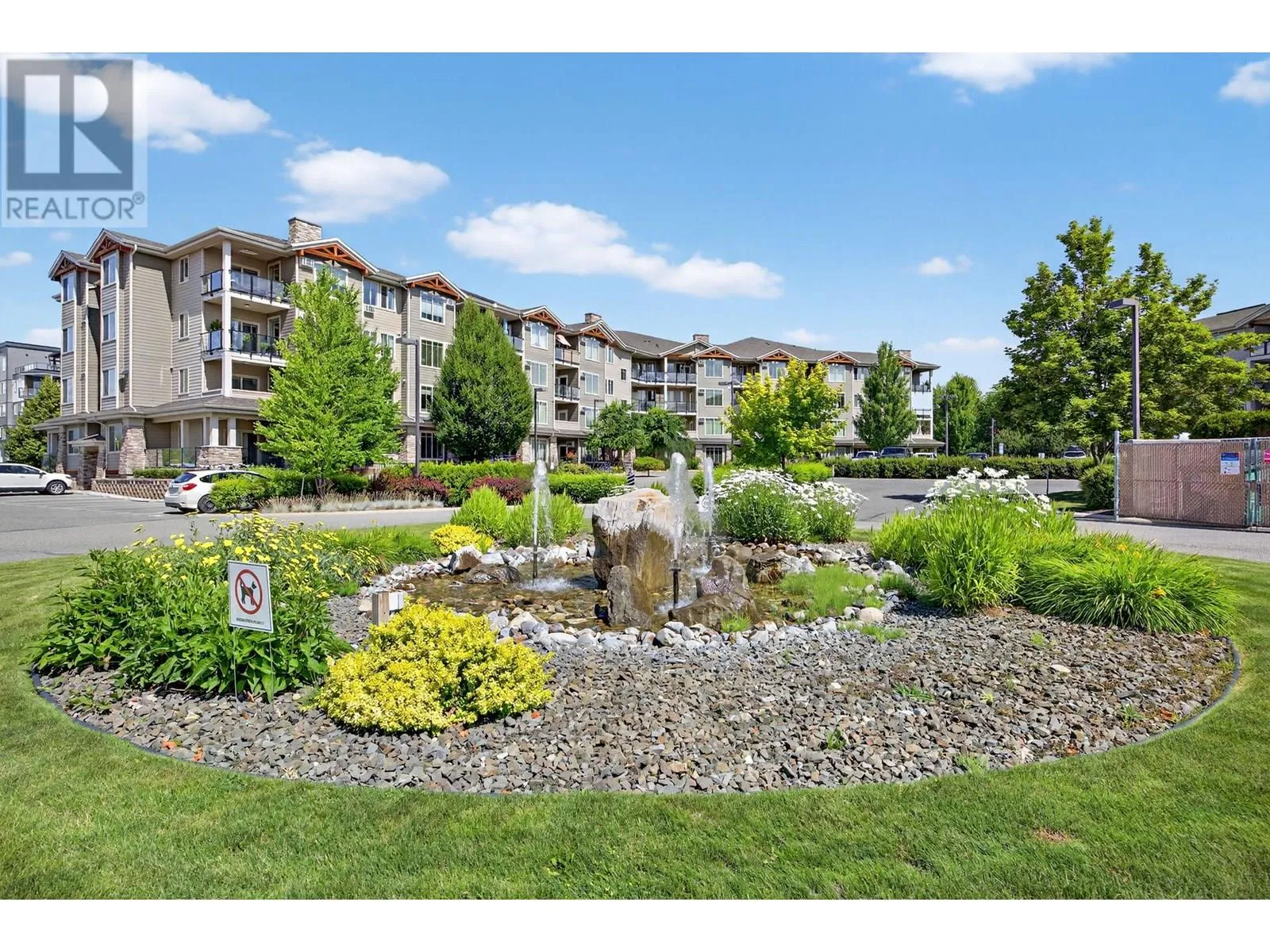 Apartment for rent: 3733 Casorso Road Unit# 117, Kelowna, British Columbia V1W 5E3
