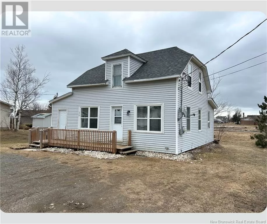 House for rent: 374 Georges Est, Tracadie, New Brunswick E1X 1B3