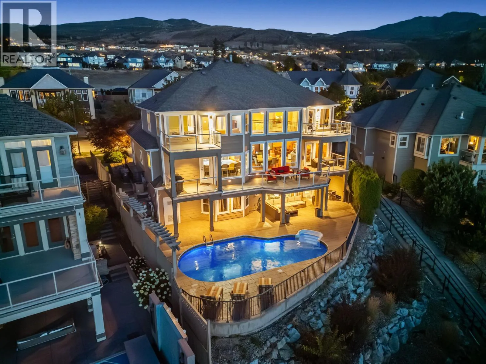 House for rent: 374 Quilchena Road, Kelowna, British Columbia V1W 4W4