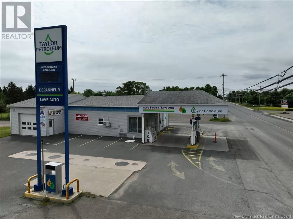 3740 Rue Principal, Tracadie, New Brunswick E1X 1C0