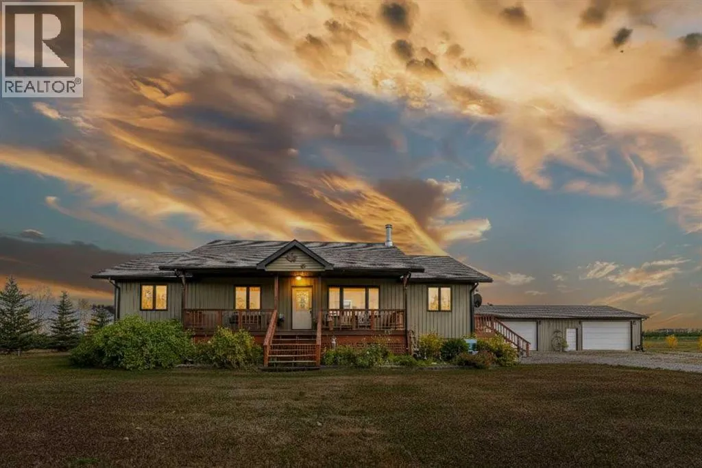 House for rent: 374037 Range Road 6-0, Rural Clearwater County, Alberta T4T 2A2